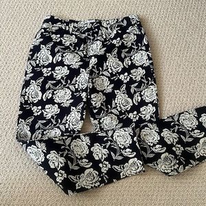 GAP Womens floral print pants Size 8 NWOT